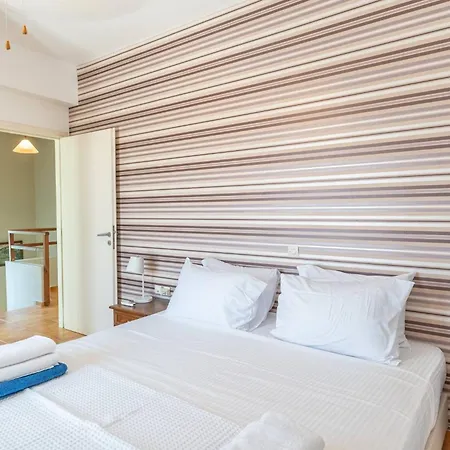 Irini With Heated Pool, By Hellocrete Rethymno