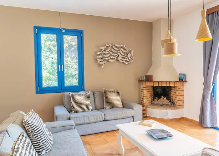 Villa Irini With Heated Pool, By Hellocrete Rethymno