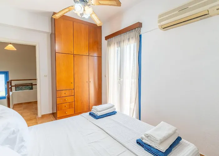 Irini With Heated Pool, By Hellocrete Villa *