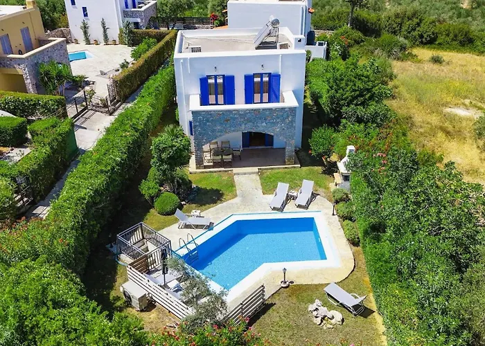 Irini With Heated Pool, By Hellocrete Villa *